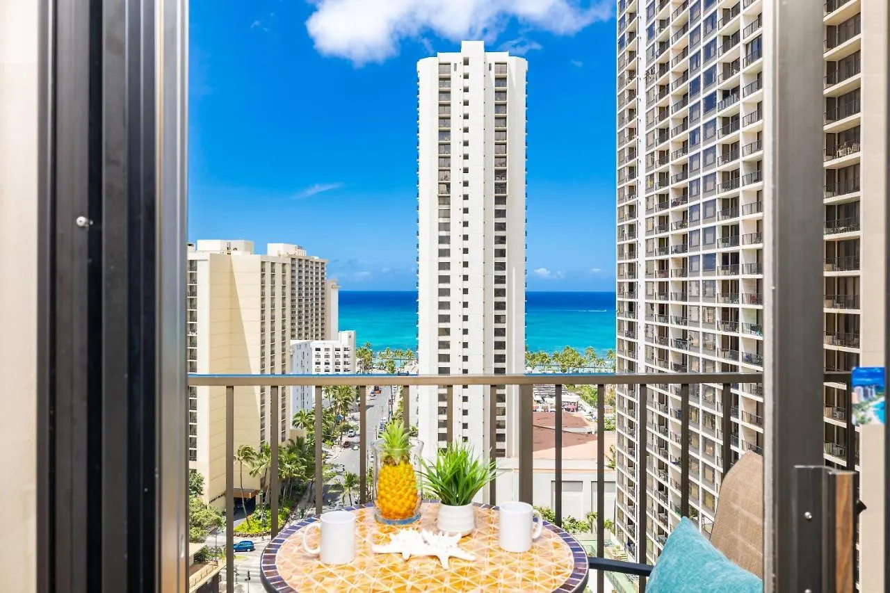 הונולולו Beautiful Ocean View, Split Ac, 1 Block To Beach And Parking דירה